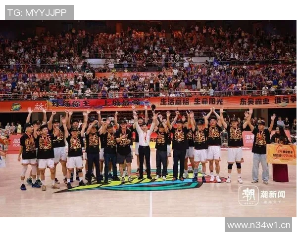 杭州街舞队心理素质探讨：如何在舞台上展现自我与团队精神