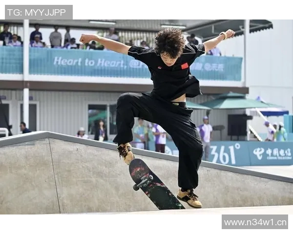 杭州滑板队攻势变革探秘：如何引领新时代滑板运动潮流